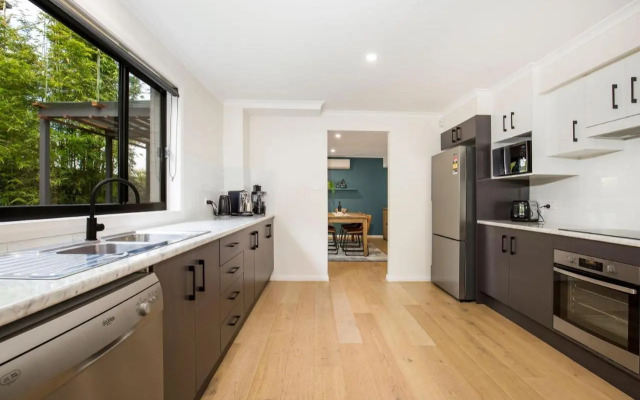 Zen @ Culburra - Pet Friendly - 8 Mins to Beach