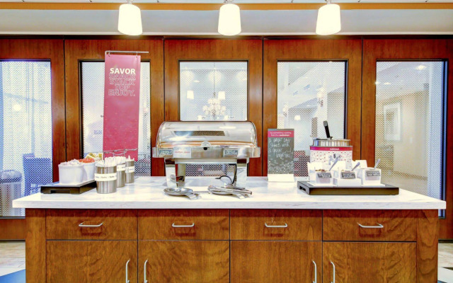 Hampton Inn & Suites Harrisburg/North