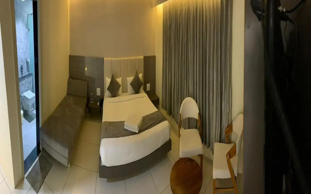 Hotel Dwarkesh