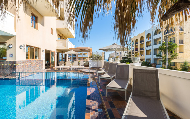Theartemis Palace
