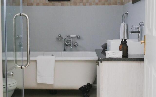 Victoria & Alfred Guest House