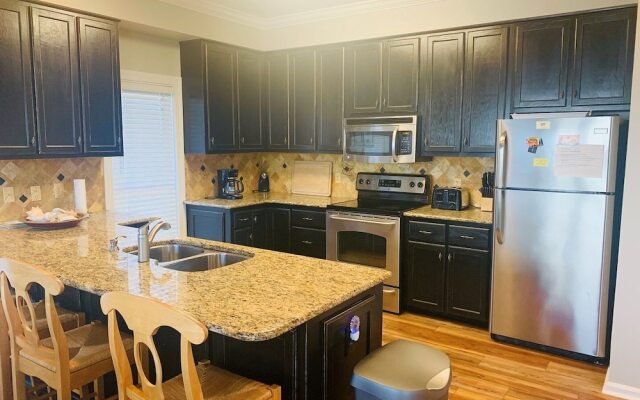 A Pirate's Cove - 3 Br Home