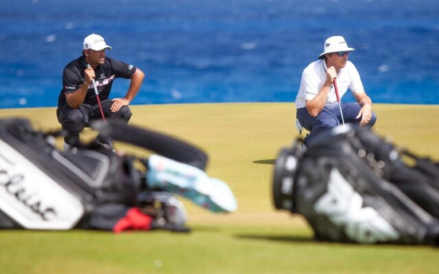 Los Corales Beach Front E101