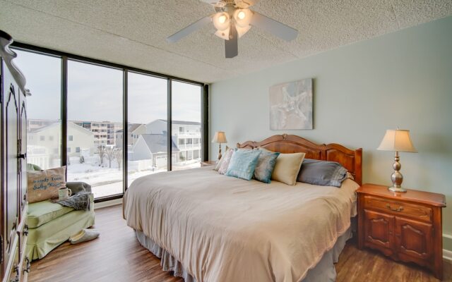Beautiful Brigantine Condo w/ Patio & Beach Access