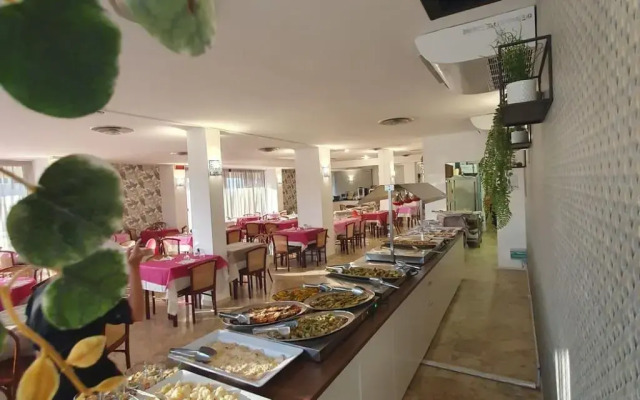 Hotel Avila In