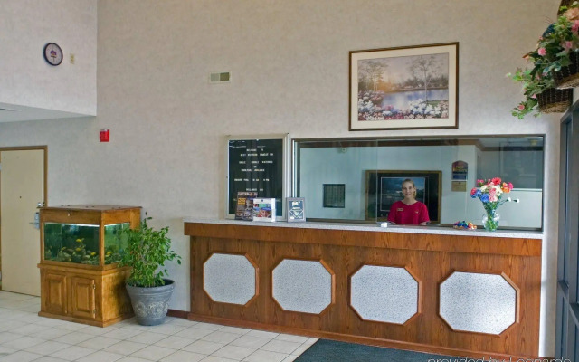 Red Lion Inn & Suites Pontoon Beach