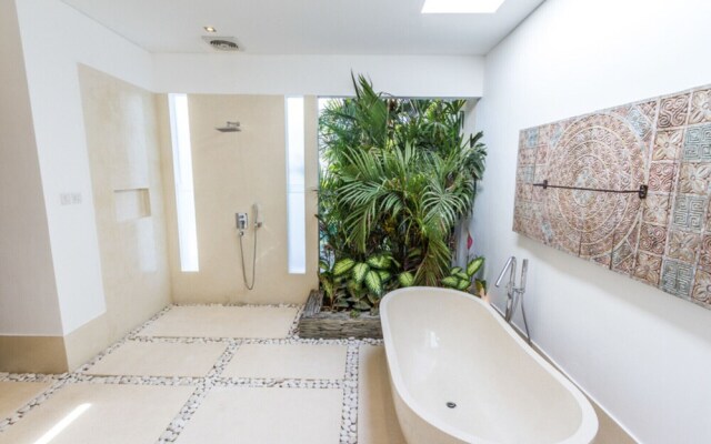 Private Villa in Seminyak 1156