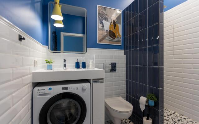 Apartmens PTS (Apartmens PTS) on Kolpakov street 44