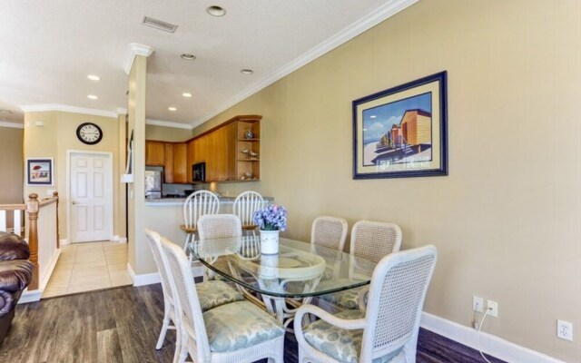 211 S. Fletcher - 3 Br Townhouse