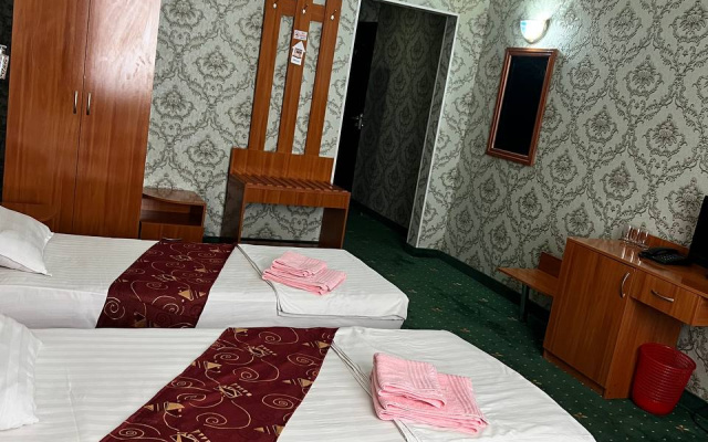 Hayat Inn