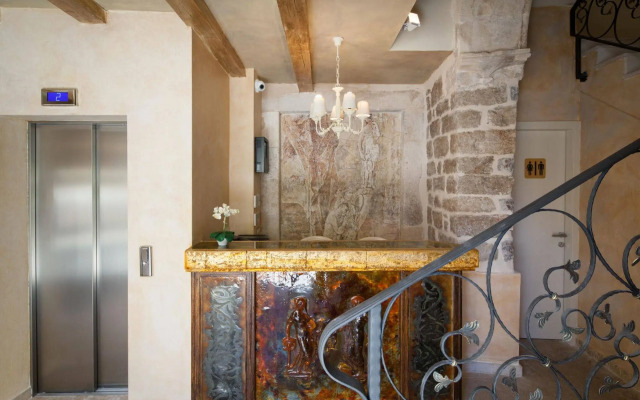 Heritage Hotel Life Palace