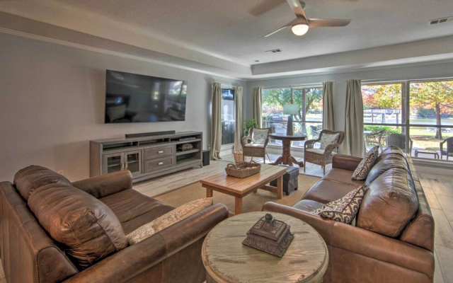 Lakefront Home w/ Dock in Mabank: Near Golfing!