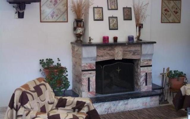 Apollon Rooms