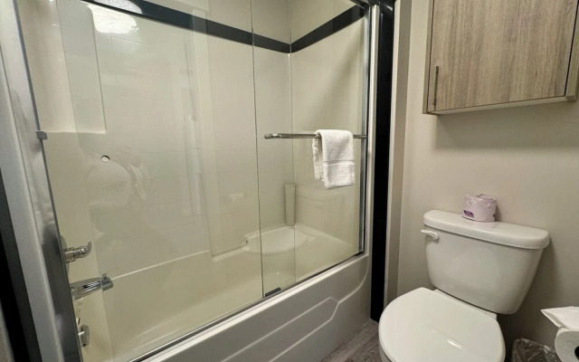 Western Budget Inns & Suites Leduc