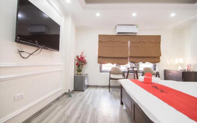 RedDoorz near Pho Co Ha Noi