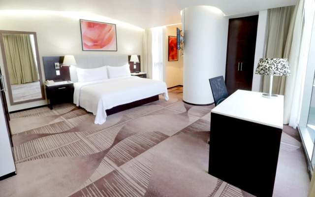 Holiday Inn Hotel & Suites Medica Sur by IHG