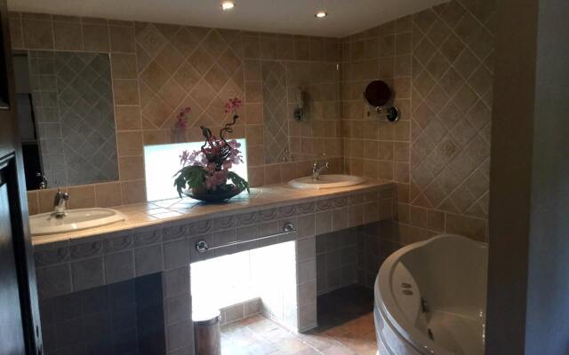 Hôtellerie du Château de Floure & Spa