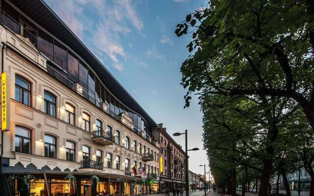 hotelImage