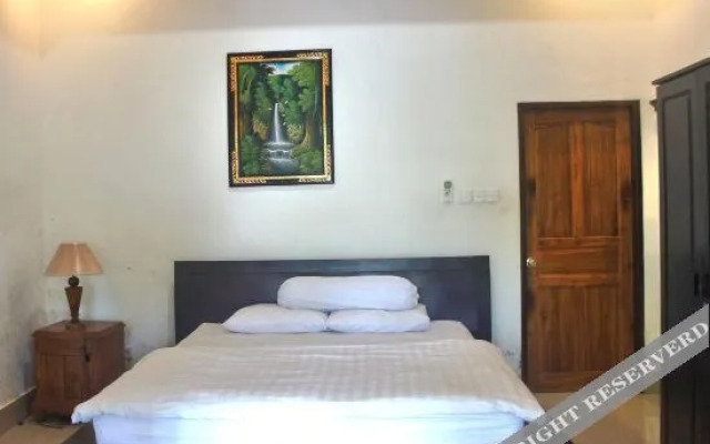 Putu Guest House