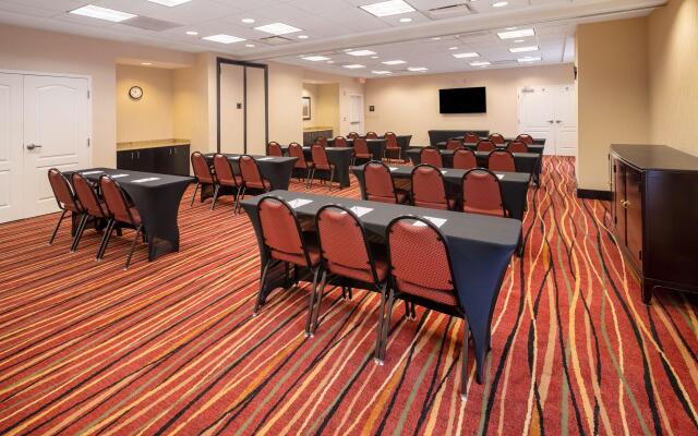 Hampton Inn Covington, GA