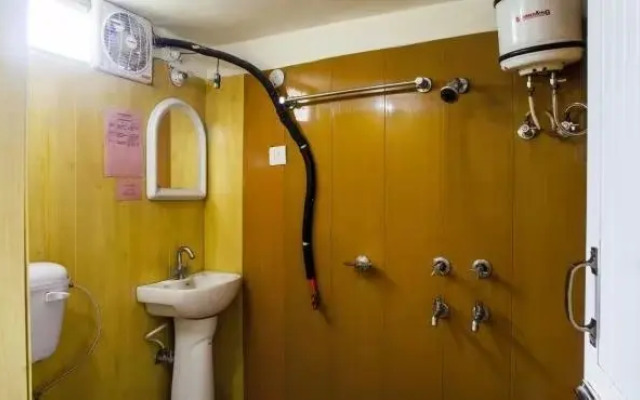 Himvadi Resort