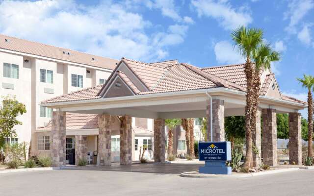 Microtel Inn & Suites by Wyndham Wellton