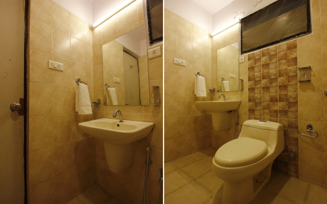 Sri Sai Regency by OYO Rooms