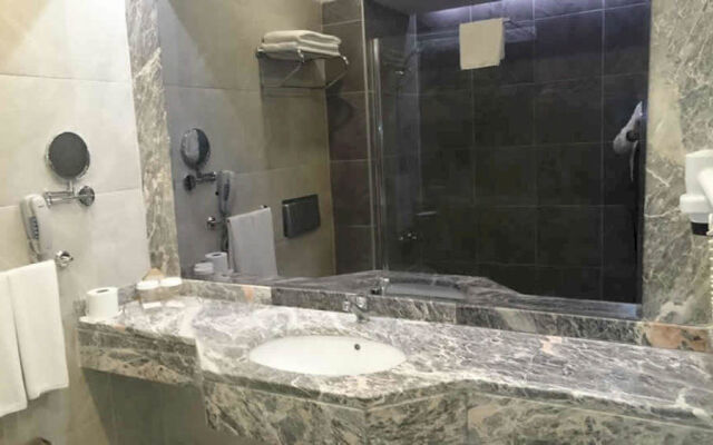 Отель Eldar Garden Resort 