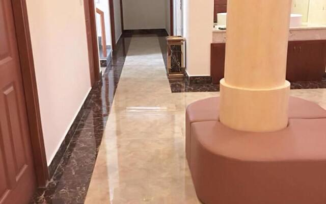 Queen Villa Hotel