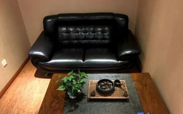 Chongqing Zhongqiao Hotel
