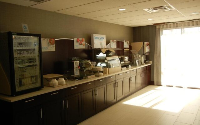 Holiday Inn Express & Suites Sidney by IHG