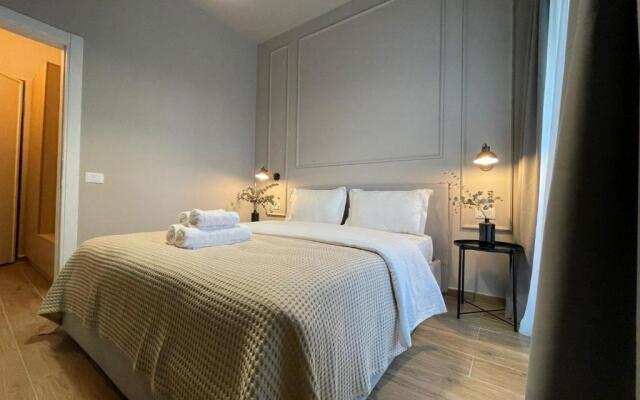 Square 21 Apartments