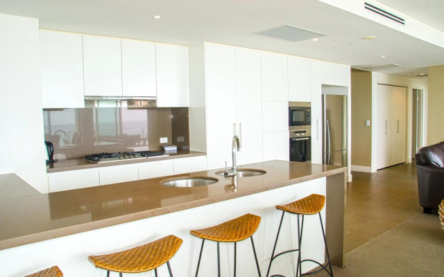Kirra Surf Apartments