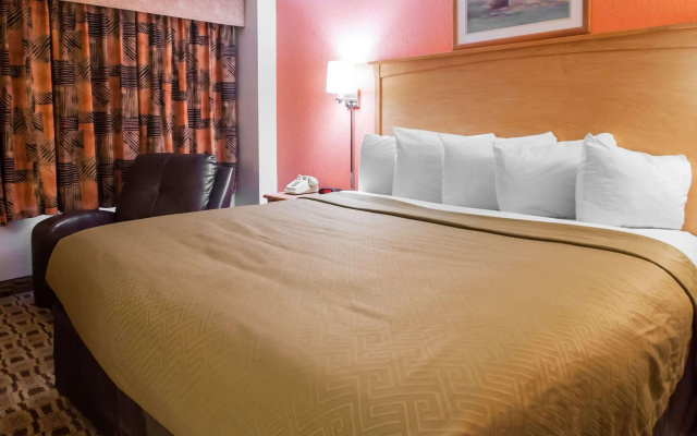 Econo Lodge Kansas City Downtown North