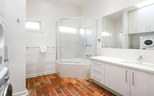 Boutique Stays - Clifton Park