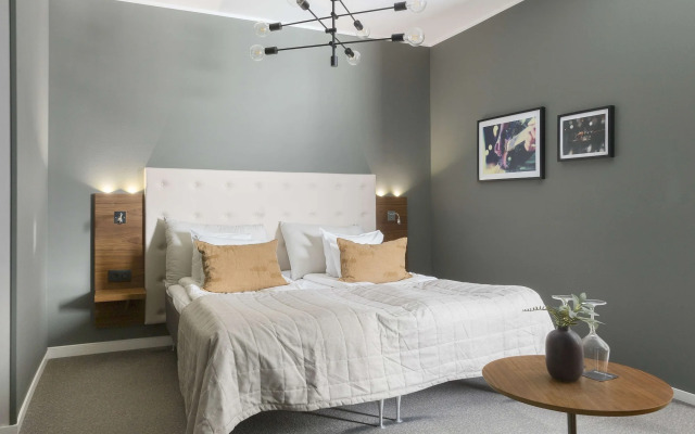 Best Western Hotel River C