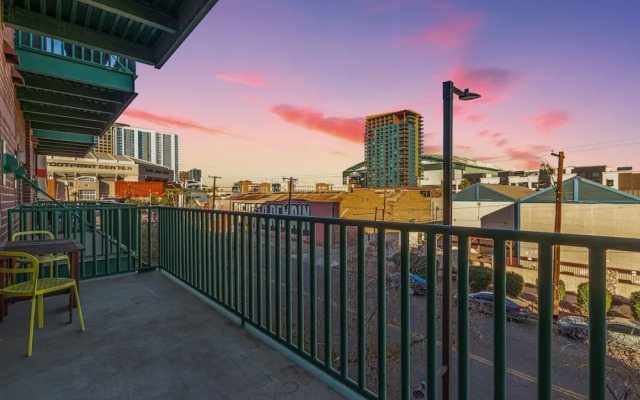 Stunning Phoenix Prime Urban Living