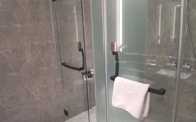 Jin Jiang Tian Cheng Hotel