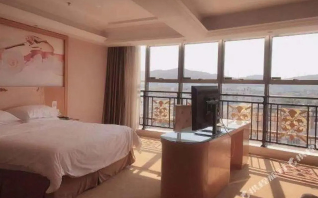 Vienna Hotel Dongguan Song Flower Lake