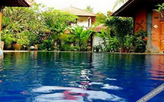 Villa Taman Ganesha Lovina