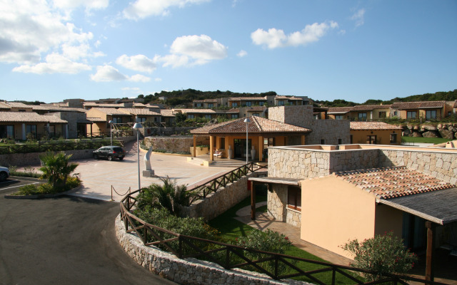 Punta Falcone Resort