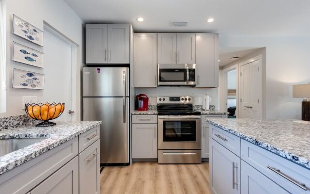 Escape Coastal Resort on Casey Key