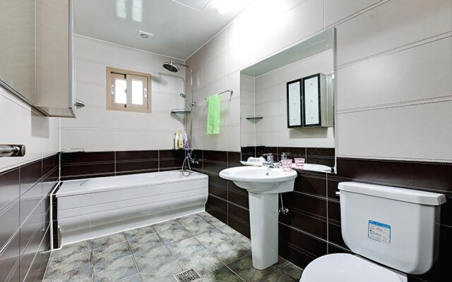 Yeosu Seongsim Pension