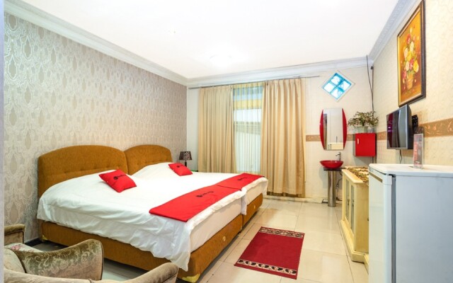 RedDoorz near RS Cikini