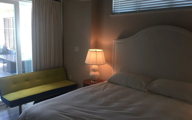 2 Bedroom Bungalow-Style Villa