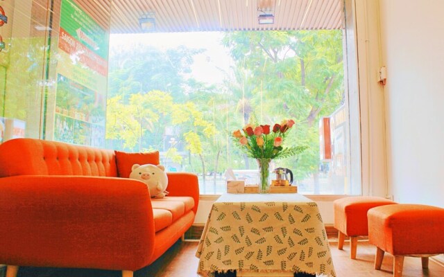 Papaya House SaiGon