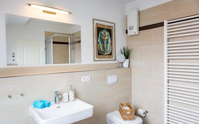 HENTSCHEL'S Boutique Suites