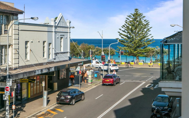 Premium Bondi Beach 2 Bedroom with Beach view and parking