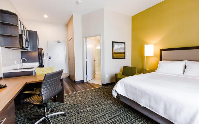 Candlewood Suites West Edmonton - Mall Area, an IHG Hotel