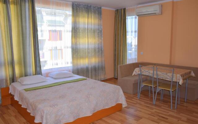 Sineva Del Sol Apartments